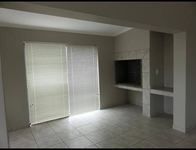 3 BEDROOM HOUSE FOR SALE IN LAAIPLEK